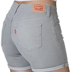 Levi's NWT Gray Mid Length Shorts Vintage Soft